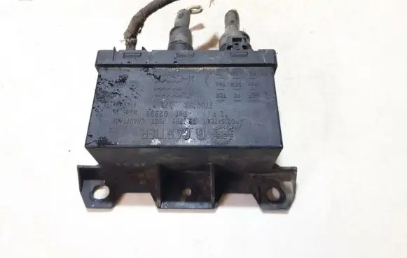 Renault Espace II Glow plug pre-heat relay 7700790 02396
