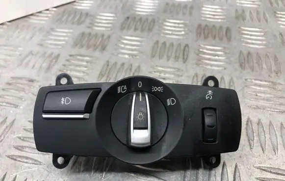 BMW 5 F10 F11 Light switch 9192745 3392030102 2210000288040003