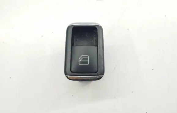Mercedes-Benz C W204 Electric window control switch A2048700451 03139100