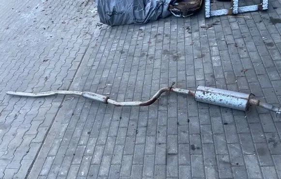 Mercedes-Benz 250 280 C CE W114 Muffler/silencer 