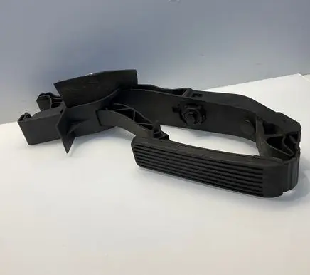Mercedes-Benz CLS C219 Accelerator throttle pedal A2113000604 2113000604