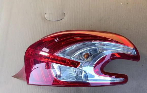 Peugeot 208 I Rear/tail lights 9672628380