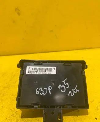 Renault Clio III Comfort/convenience module 8200652285