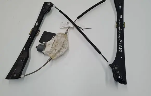 Volkswagen Golf Plus Front door window regulator with motor 5M1837402G 1K0959792K
