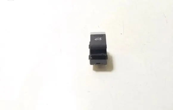 Audi e-tron Tailgate opening switch 4K0959831