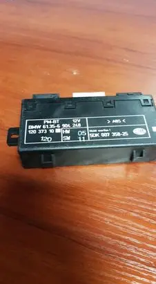 BMW 5 E39 Door control unit/module 6904248