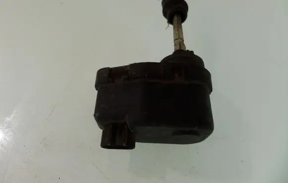 Opel Frontera A Headlight level adjustment motor 0307851328