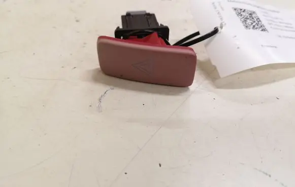 Toyota Auris 150 Hazard light switch 8433202130