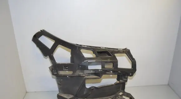 BMW 1 F40 Front bumper mounting bracket 7459710 51117459710