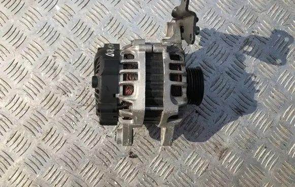 KIA Rio Generator/alternator 3730003350 2614287 135V90A