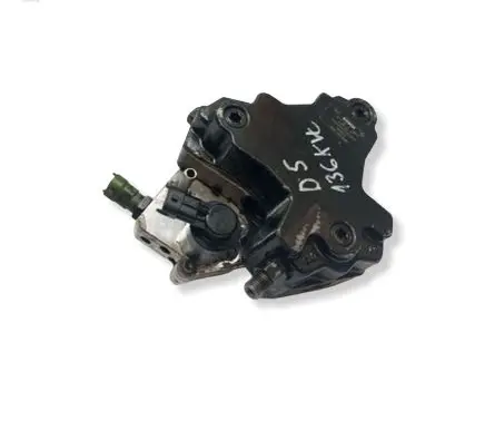 Volvo XC90 Fuel injection high pressure pump 8692521 0445010111