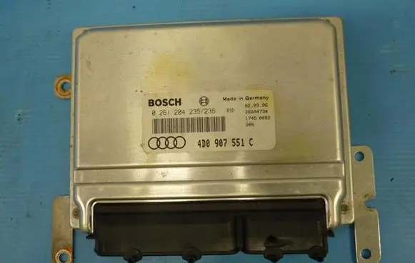 Audi A8 S8 D2 4D Engine control unit/module 4d0907551c