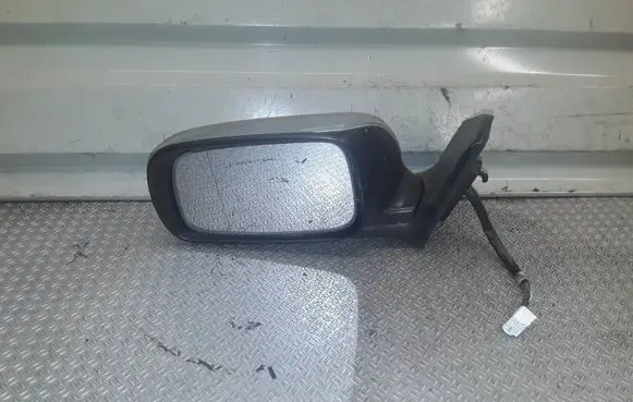 Toyota Avensis T250 Front door electric wing mirror E11015829 SKH7477 E11025829