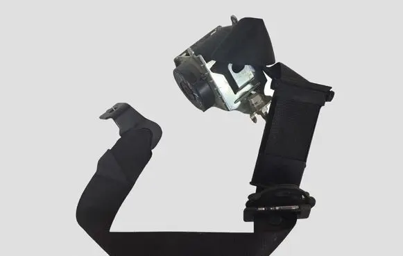 Opel Zafira B Front seatbelt 040598 560834801 051024
