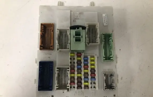 Ford Transit - Tourneo Connect Fuse module 97RI010012 116RA000084