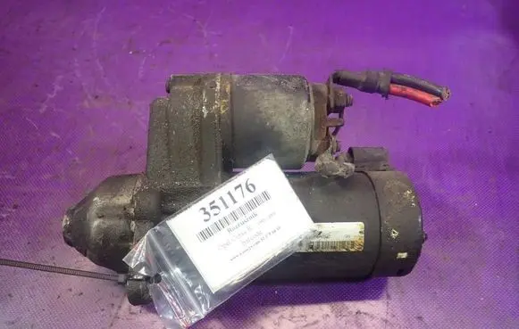 Opel Corsa B Starter motor 90341777