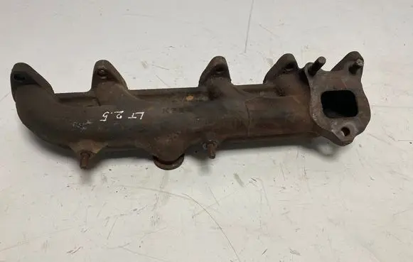 Volkswagen II LT Exhaust manifold 074253033M