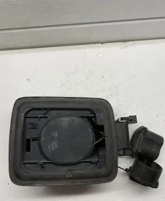 BMW i3 Fuel tank cap 7335767