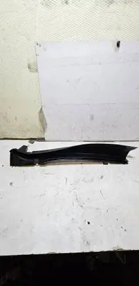 Mercedes-Benz E W124 Wiper trim 1246283307