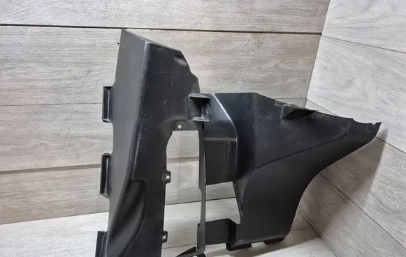 Ferrari 488 Pista Intercooler air guide/duct channel 86729800