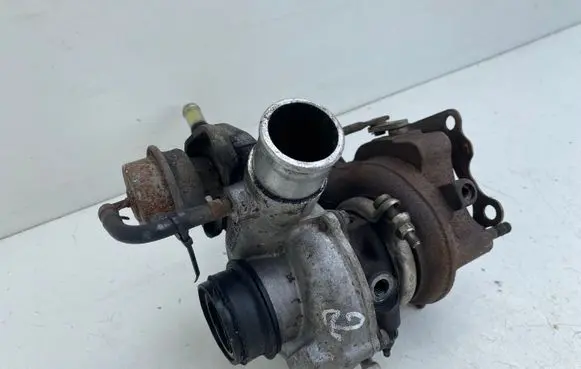Toyota Avensis T220 Turbo 1720127010