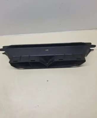 Land Rover Range Rover Velar Intercooler air guide/duct channel J8A29H722AB 4014151A