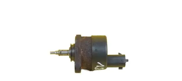 Hyundai Tucson JM Fuel pressure sensor 0281002732 D4EA