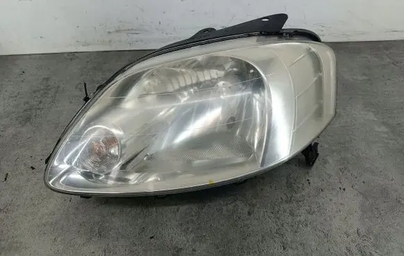 Volkswagen Fox Headlight/headlamp 