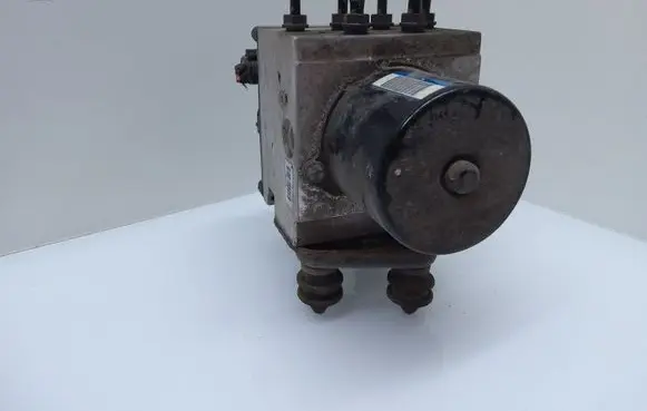 Volkswagen PASSAT B6 ABS Pump 3C0614109
