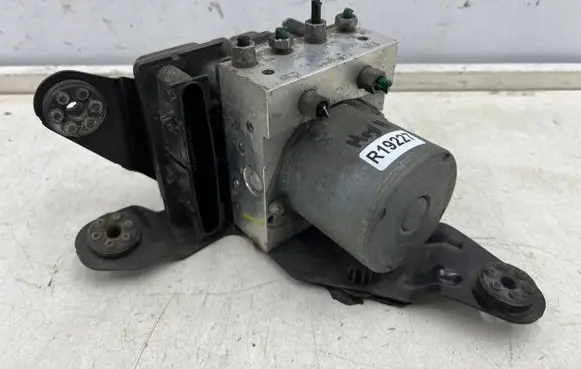 Renault Megane II ABS Pump 8200685699 0265234061