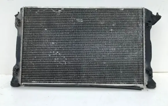 Audi A4 S4 B5 8D Coolant radiator
