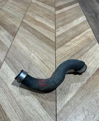Mercedes-Benz E W212 Coolant pipe/hose 