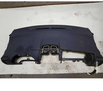 Toyota Auris 150 Dashboard 5530242010 20071030