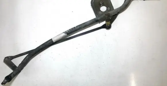 Peugeot 405 Front wiper linkage and motor