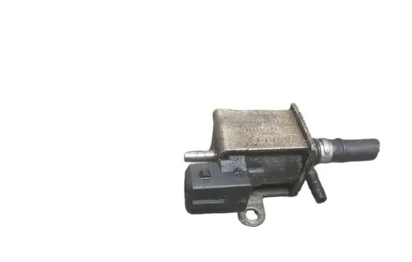 Volkswagen PASSAT B5.5 Turbo solenoid valve 026906283H