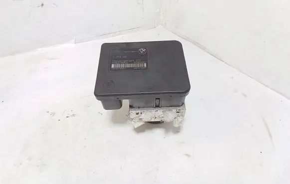 BMW 1 E82 E88 ABS Pump 6789301 6789300