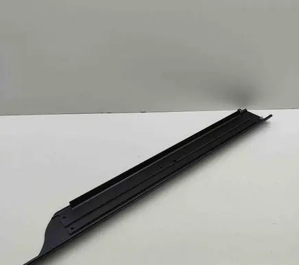 Aston Martin Vantage III (A) pillar trim 8G3313242AE