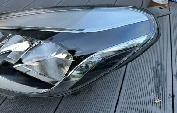 Ford Fiesta Headlight/headlamp H1BB13W030AD 175PL25168