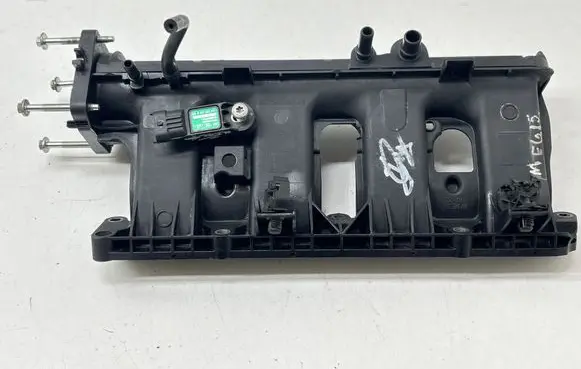 Renault Megane III Intake manifold 140030983R
