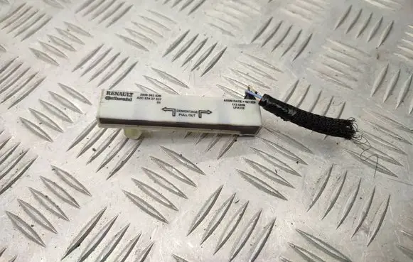 Renault Trafic III (X82) Antenna control unit 285906352R