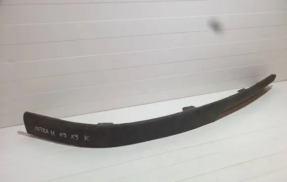 Opel Astra H Front bumper lip 13225753 375768702