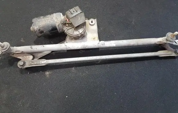Opel Vectra B Front wiper linkage and motor 3397020388