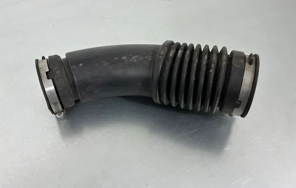 Jeep Grand Cherokee Air intake duct part 68088249AB