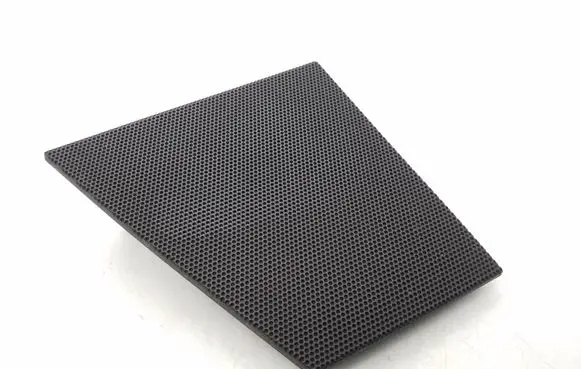 Side speaker trim/cover