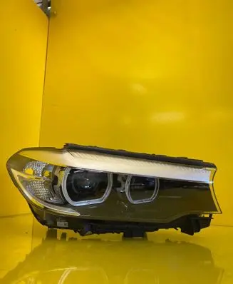 BMW 5 G30 G31 Headlight/headlamp 7439200-01
