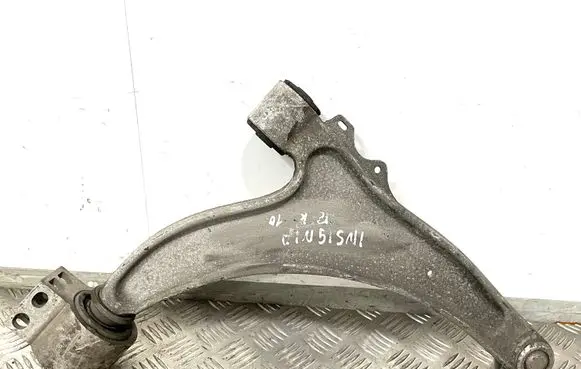 Opel Insignia A Front lower control arm/wishbone 22792989
