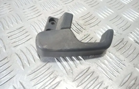 Volkswagen PASSAT B3 Engine bonnet (hood) release handle 357823533