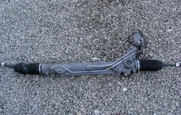 BMW X5 E53 Steering rack 6774339