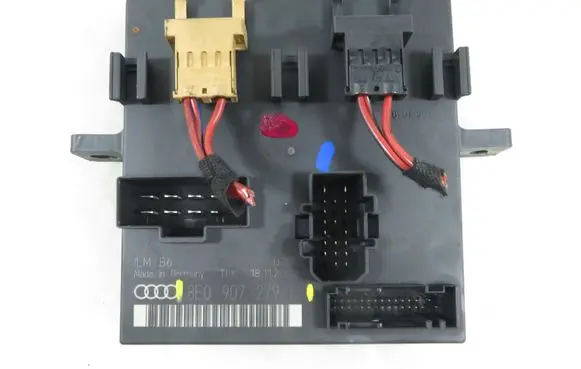 Audi A4 S4 B6 8E 8H Light module LCM 8E0907279E