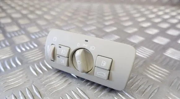Volvo XC60 Light switch 30739422